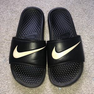 Nike slides